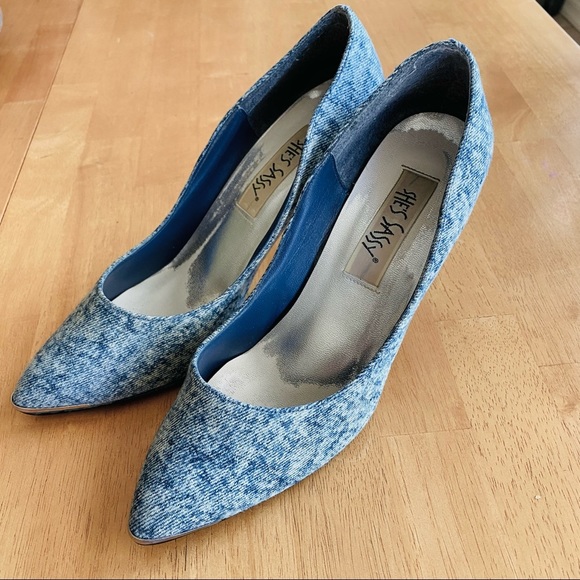 Shoes - She’s Sassy Moody Blue 4” Denim look Pumps